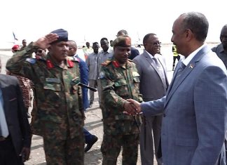 بعد زيارة رسمية لأريتريا – رئيس مجلس السيادة يعود للبلاد بعد زيارة رسمية لأريتريا - رئيس مجلس السيادة يعود للبلاد
