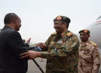 البرهان يصل إريتريا لبحث العلاقات الثنائية البرهان يصل إريتريا لبحث العلاقات الثنائية