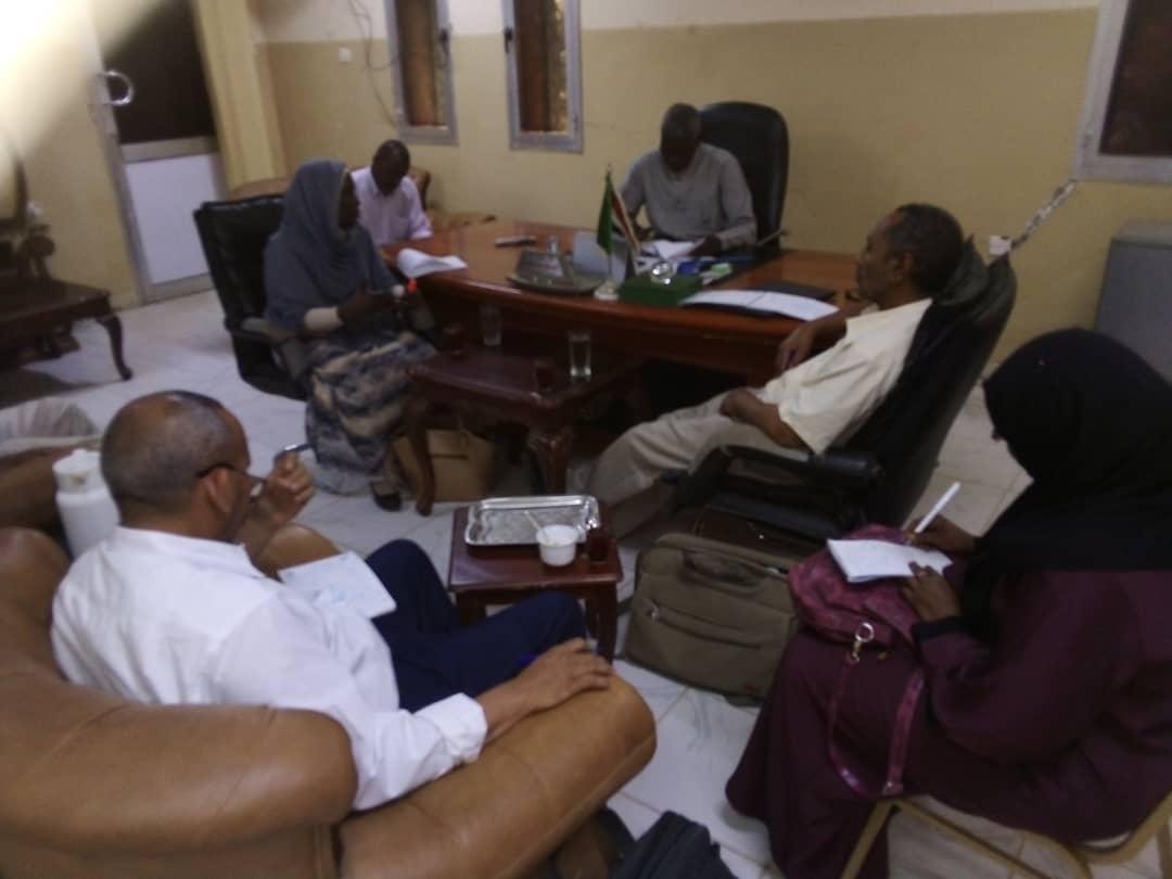 وزير الانتاج بالنيل الأبيض يلتقي وفد برنامج الموارد الطبيعية وزير الانتاج بالنيل الأبيض يلتقي وفد برنامج الموارد الطبيعية