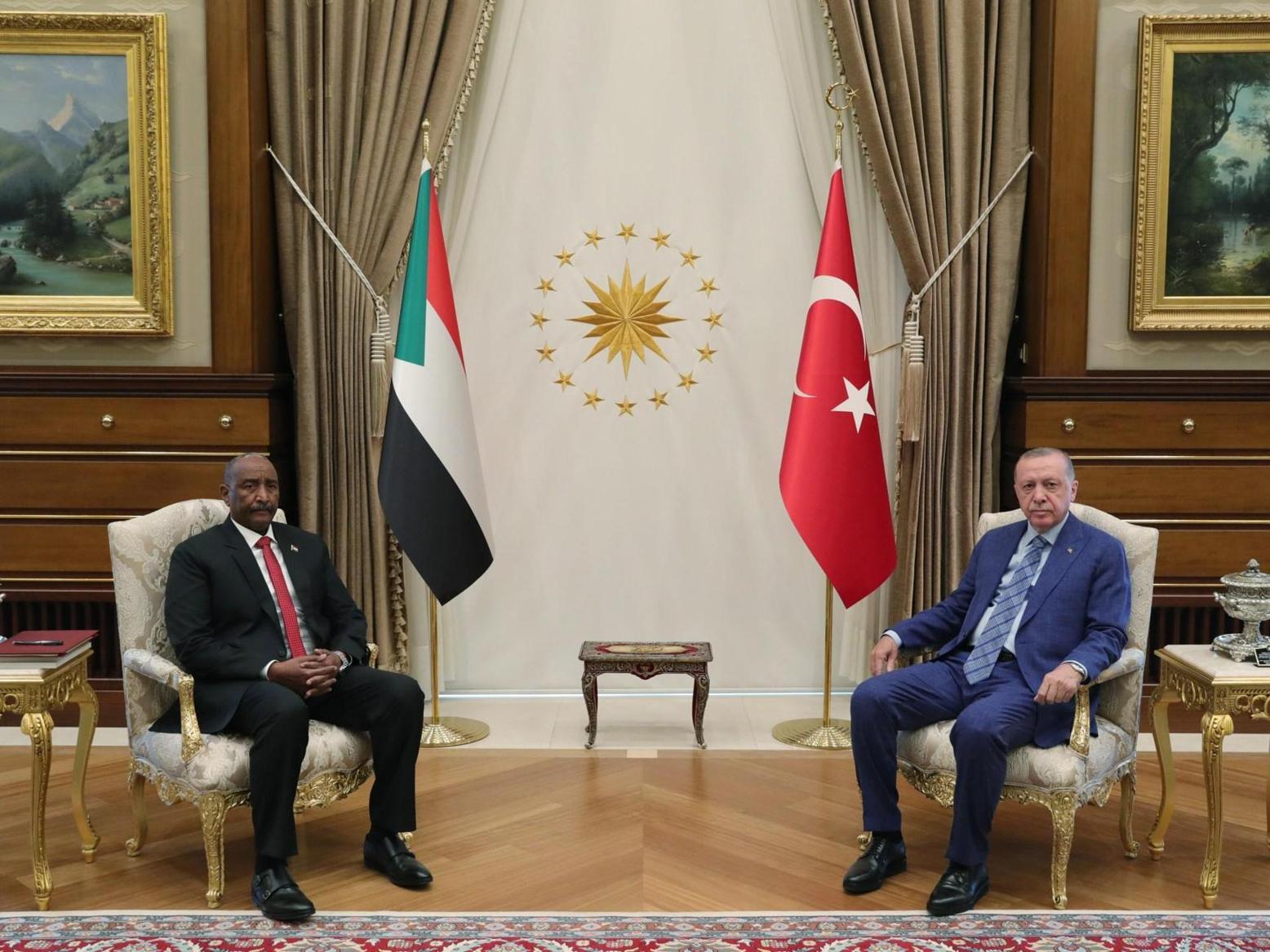 البرهان في تركيا للقاء أردوغان البرهان في تركيا للقاء أردوغان