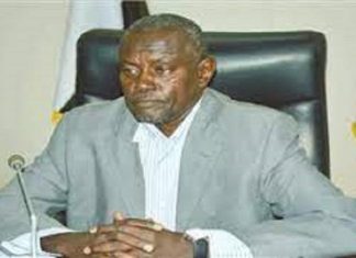 والي الخرطوم يصدر قرارا بحجز العربات الحكومية والي الخرطوم يصدر قرارا بحجز العربات الحكومية