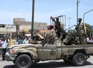 اندلاع اشتباكات في بورتسودان للمرة الأولى منذ بدء الاشتباكات اندلاع اشتباكات في بورتسودان للمرة الأولى منذ بدء الاشتباكات