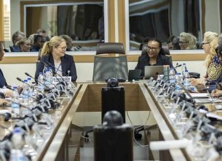 زيارة وفد مؤسسة التمويل والتنمية السويدية إلى البنك الأفريقي للتنمية تعكس التوجه نحو شراكة أوثق زيارة وفد مؤسسة التمويل والتنمية السويدية إلى البنك الأفريقي للتنمية تعكس التوجه نحو شراكة أوثق