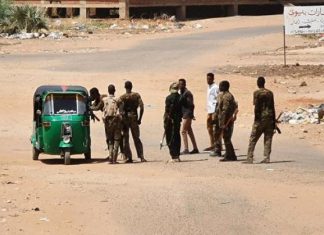 السودان: اشتباكات بورتسودان تزيد القلق من تفجر الأوضاع في المدينة السودان: اشتباكات بورتسودان تزيد القلق من تفجر الأوضاع في المدينة