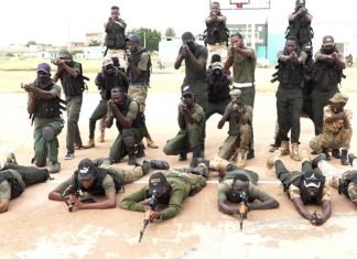 النيل الأبيض تحتفل بتخريج الدفعة الأولي من دورة القنص النيل الأبيض تحتفل بتخريج الدفعة الأولي من دورة القنص