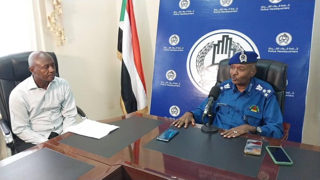 الشرطة تشكل لجنة للتحري والتحقيق في كل الانتهاكات بحق المواطنين الشرطة تشكل لجنة للتحري والتحقيق في كل الانتهاكات بحق المواطنين