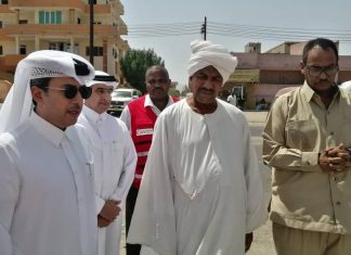 قوافل اغاثة من الهلال الأحمر القطري لولايتي الجزيرة ونهر النيل قوافل اغاثة من الهلال الأحمر القطري لولايتي الجزيرة ونهر النيل