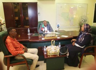 والي كسلا يلتقي مدير قطاع الشرق بمفوضية حقوق الانسان والي كسلا يلتقي مدير قطاع الشرق بمفوضية حقوق الانسان