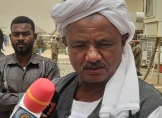 والي البحر الأحمر يبشر بمرتبة الشهر الثالث للعاملين بالولاية والي البحر الأحمر يبشر بمرتبة الشهر الثالث للعاملين بالولاية