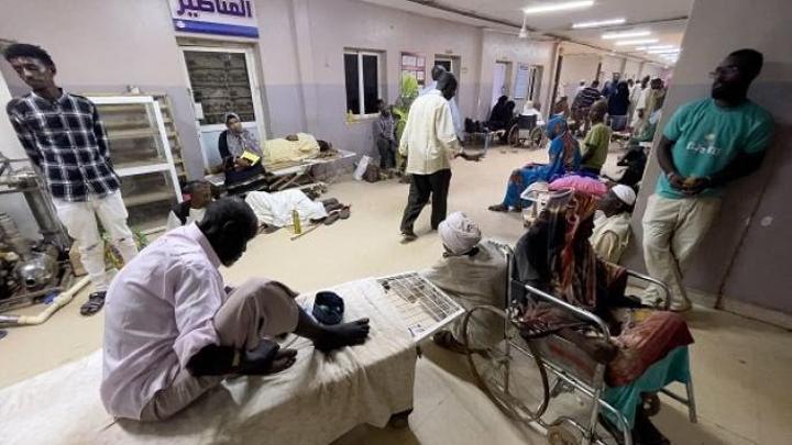 تفشي الامراض يزيد اوجاع السودانيين بعد الحرب.. الإعلان عن ظهور مرض الكوليرا بولايتين في السودان ووزارة الصحة تكشف تفاصيل الإصابات ونقابة الأطباء تؤكد مئات الوفيات تفشي الامراض يزيد اوجاع السودانيين بعد الحرب.. الإعلان عن ظهور مرض الكوليرا بولايتين في السودان ووزارة الصحة تكشف تفاصيل الإصابات ونقابة الأطباء تؤكد مئات الوفيات