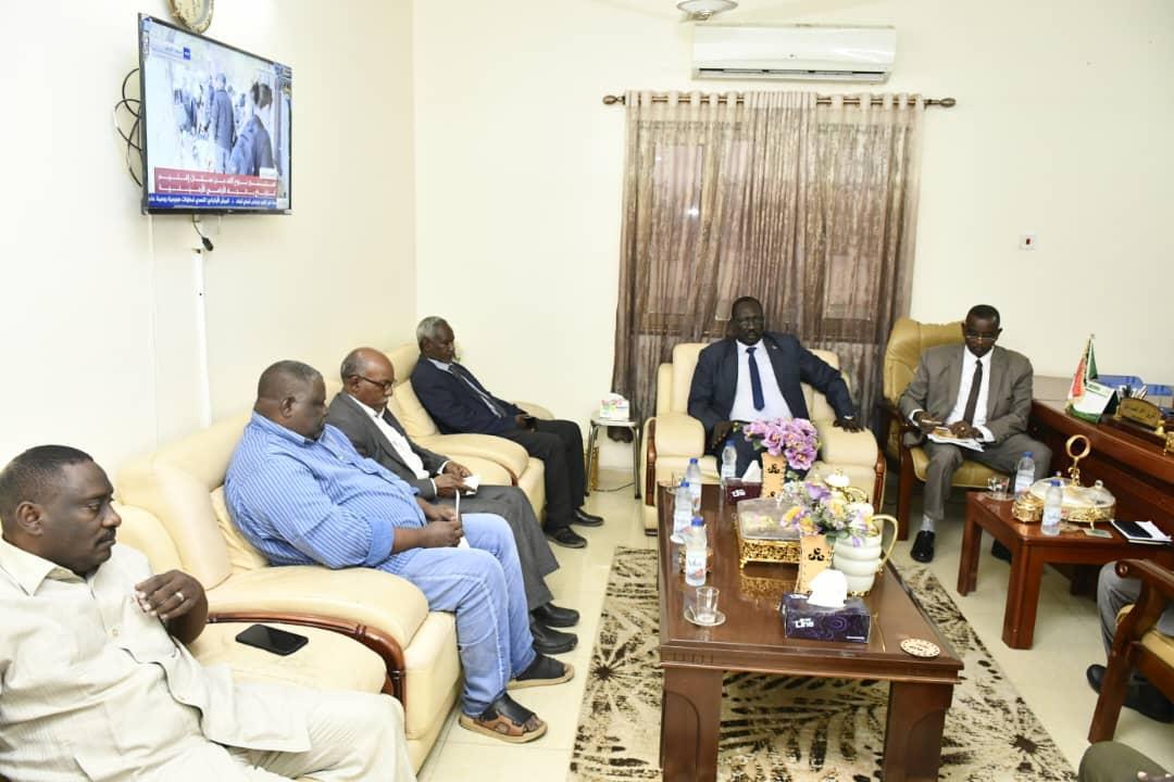 النيل الأزرق تنظم ورش حول ايواء النازحين واللاجئين النيل الأزرق تنظم ورش حول ايواء النازحين واللاجئين