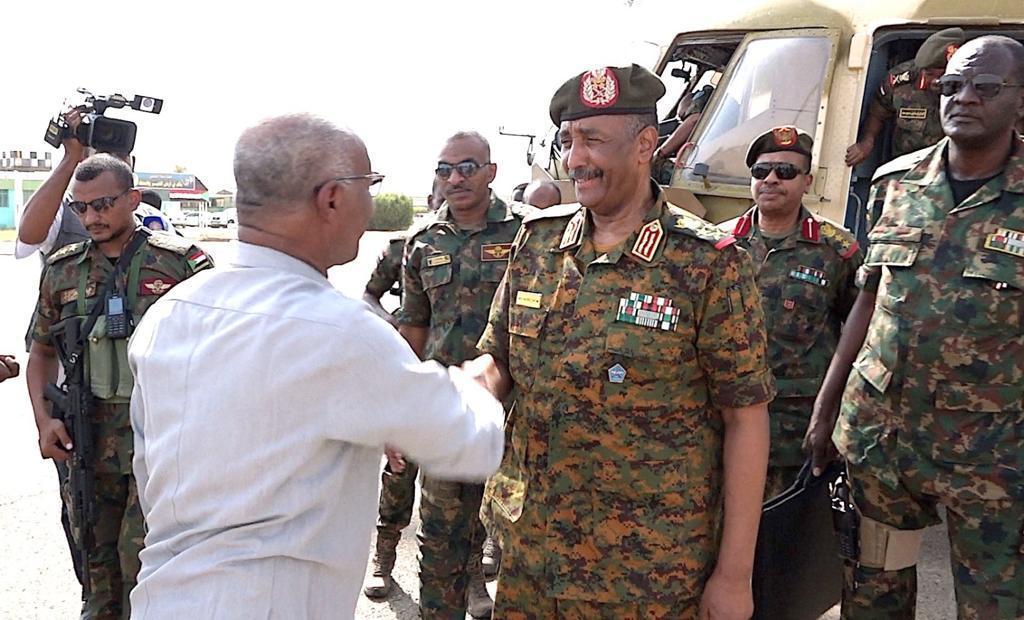 في إطار زياراته للولايات رئيس مجلس السيادة يصل دنقلا