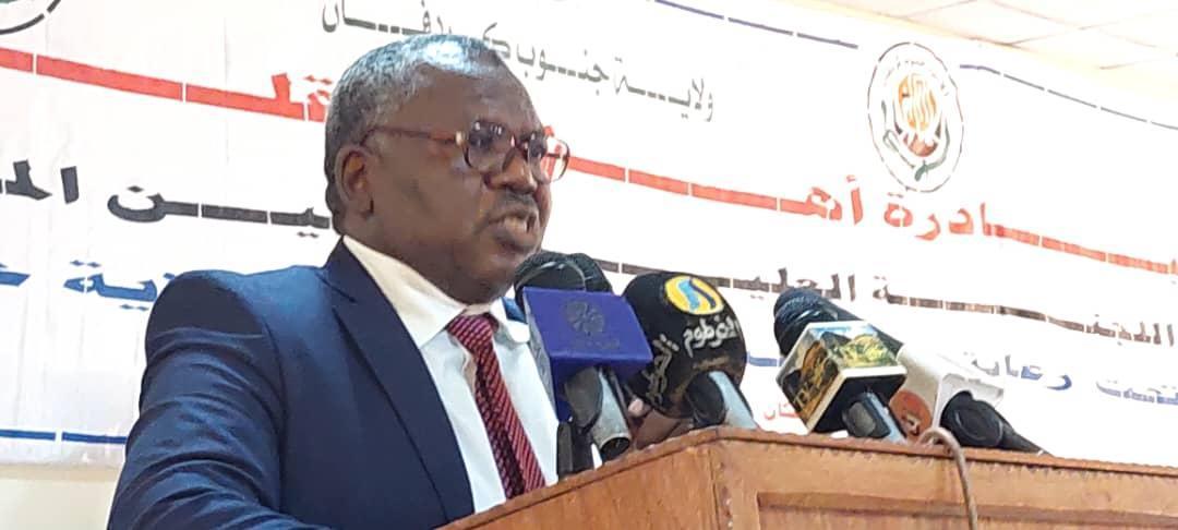 والي جنوب كردفان يطمئن النازحين بالعودة لمنازلهم