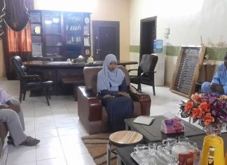 وزيرصحة نهرالنيل يقود زيارات تعريفية لعدد من الوزارات والمؤسسات الحكومية وزيرصحة نهرالنيل يقود زيارات تعريفية لعدد من الوزارات والمؤسسات الحكومية