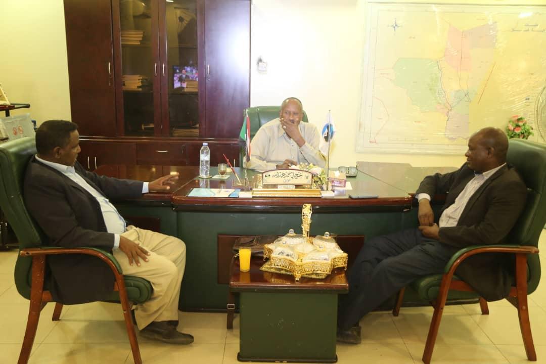 والي كسلا يلتقي وفد جامعة السودان المفتوحة والي كسلا يلتقي وفد جامعة السودان المفتوحة