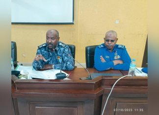 اجتماع هيئة قيادة شرطة نهر النيل يبحث عددا من الخطط اجتماع هيئة قيادة شرطة نهر النيل يبحث عددا من الخطط