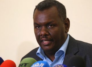 منشور مثير من مدني عباس عن تجريم الجيش السوداني والدعم السريع وقدسية الحرب منشور مثير من مدني عباس عن تجريم الجيش السوداني والدعم السريع وقدسية الحرب