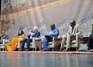 موسم أصيلة: خبراء يناقشون آليات الانطلاقة التنموية بالصحراء الكبرى موسم أصيلة: خبراء يناقشون آليات الانطلاقة التنموية بالصحراء الكبرى