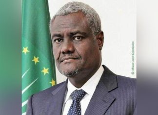 وفد من الاتحاد الأفريقي برئاسة موسى فكي يقود لقاءات مكثفة مع قوى سياسية سودانية بالقاهرة وفد من الاتحاد الأفريقي برئاسة موسى فكي يقود لقاءات مكثفة مع قوى سياسية سودانية بالقاهرة