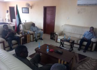 والي القضارف يلتقي المهندسين من تخصصات مختلفة بالولاية والي القضارف يلتقي المهندسين من تخصصات مختلفة بالولاية