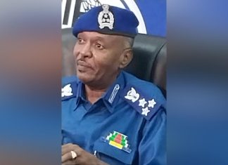 السجل المدني يشكل لجنة لاستخراج رقم وطني (مؤقت) للحالات الانسانيةوالطارئة السجل المدني يشكل لجنة لاستخراج رقم وطني (مؤقت) للحالات الانسانيةوالطارئة