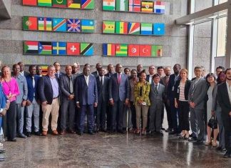 منتدى الأفريقي للاستثمار 2023: غرب أفريقيا تريد تسريع بناء الطريق السريع الذي حشد له البنك الأفريقي للتنمية 15.6 مليار دولار في المنتدى الأفريقي للاستثمار لعام 2022 منتدى الأفريقي للاستثمار 2023: غرب أفريقيا تريد تسريع بناء الطريق السريع الذي حشد له البنك الأفريقي للتنمية 15.6 مليار دولار في المنتدى الأفريقي للاستثمار لعام 2022