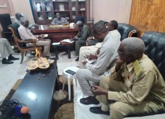 والي سنار يؤكد اهتمام حكومته بتبسيط اجراءات الاستثمار بولاية والي سنار يؤكد اهتمام حكومته بتبسيط اجراءات الاستثمار بولاية