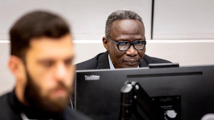 محامو الدفاع عن كوشيب يدافعون عن براءته محامو الدفاع عن كوشيب يدافعون عن براءته