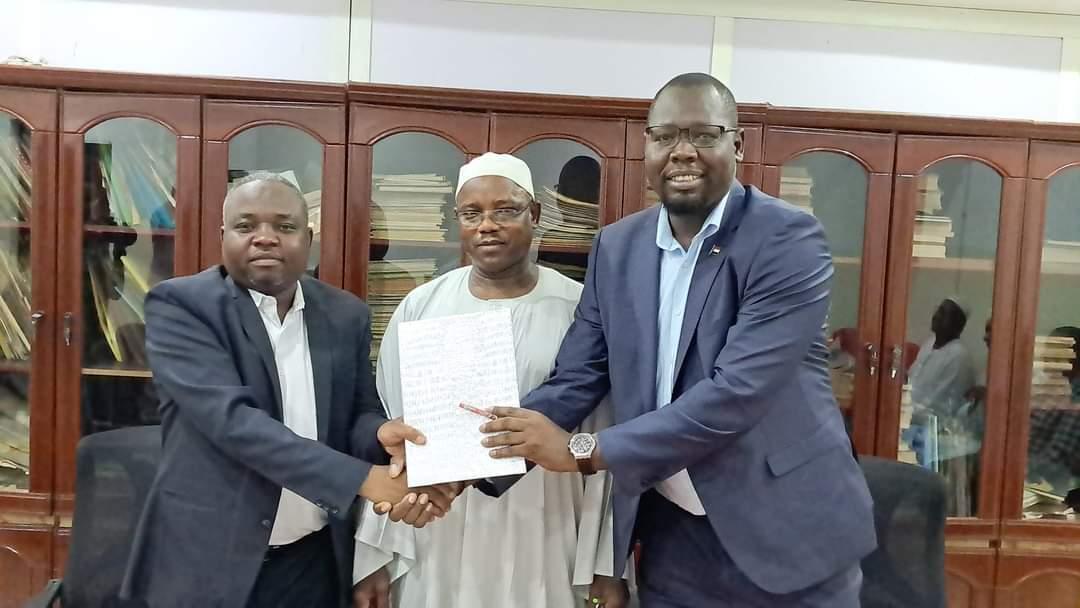 عثمان سليمان مديراً عاماً لشركة الموارد المعدنية عثمان سليمان مديراً عاماً لشركة الموارد المعدنية