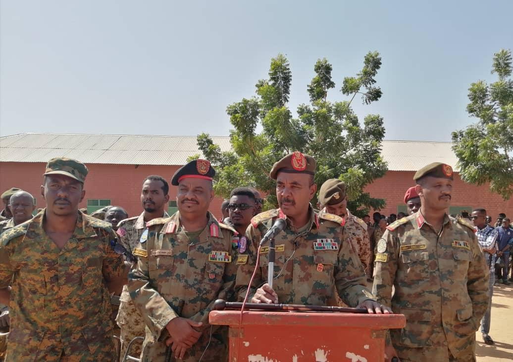 الفرقة السادسة مشاة بالفاشر تحتفل بتخريج ( ٤٠٠٠) مستنفر