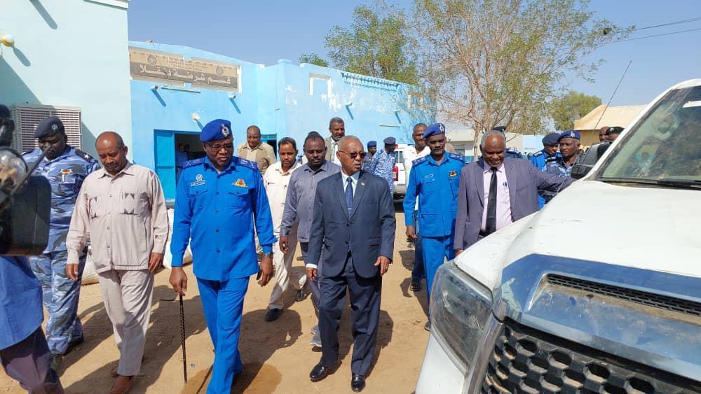 المباحث المركزية تستعيد عربة مسروقة بالشمالية المباحث المركزية تستعيد عربة مسروقة بالشمالية