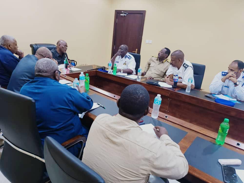 والي الجزيرة يوجه بمعالجة الظواهر السالبة بسوق مدني