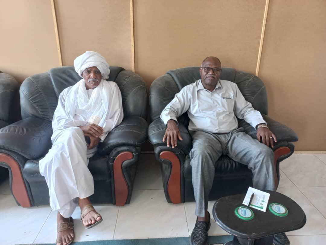 والي جنوب دارفور يقدم تنويرا عن الأوضاع العامة بالولاية والي جنوب دارفور يقدم تنويرا عن الأوضاع العامة بالولاية