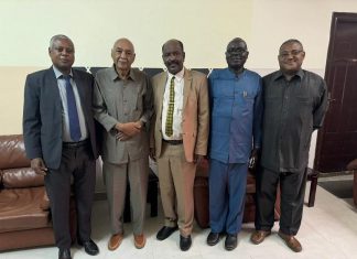 وزير العدل يلتقي رئيس المحكمة الدستورية وزير العدل يلتقي رئيس المحكمة الدستورية