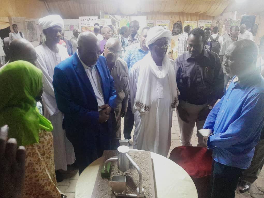 إفتتاح معرض تقنيات الزراعة والري والثروة الحيوانية بمدني إفتتاح معرض تقنيات الزراعة والري والثروة الحيوانية بمدني