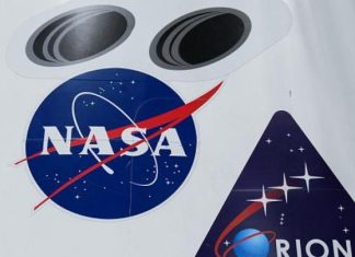 “ناسا” تكشف عن أولى عينات كويكب جمعها مسبار “أوسايرس-ريكس” "ناسا" تكشف عن أولى عينات كويكب جمعها مسبار "أوسايرس-ريكس"