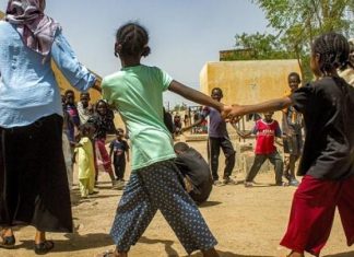 أمل السودانيين يتجدد في جدة: مفاوضات حاسمة لإنهاء الحرب أمل السودانيين يتجدد في جدة: مفاوضات حاسمة لإنهاء الحرب