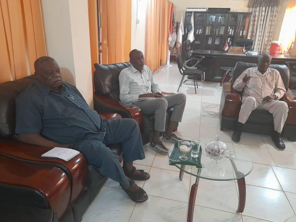 إجتماع لجنة الطوارئ الإنسانية بالنيل الأبيض إجتماع لجنة الطوارئ الإنسانية بالنيل الأبيض