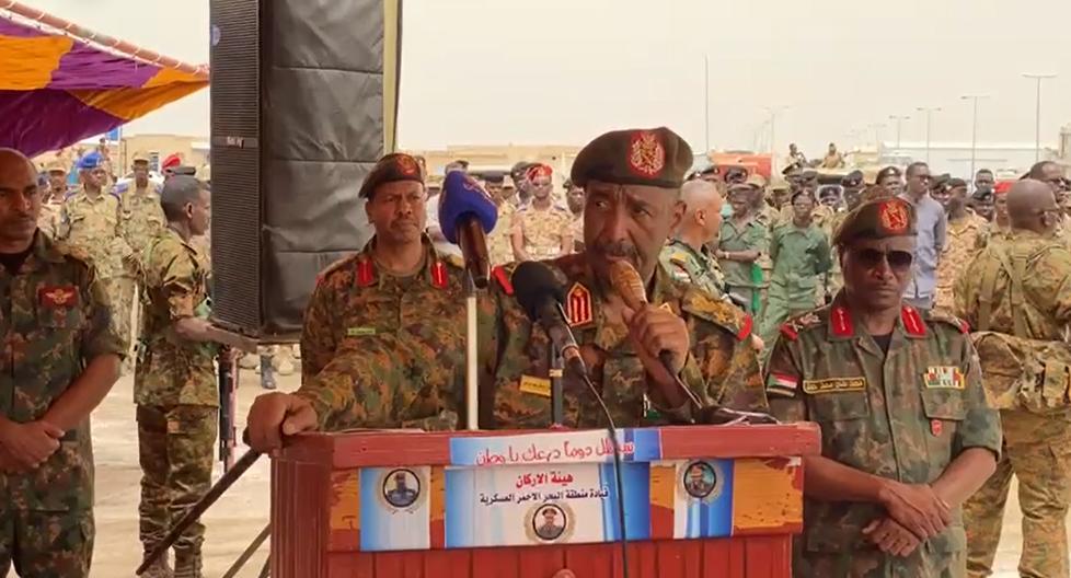 رئيس مجلس السيادة يلتقي المبعوث الخاص لرئيس جمهورية جزر القمر رئيس مجلس السيادة يلتقي المبعوث الخاص لرئيس جمهورية جزر القمر