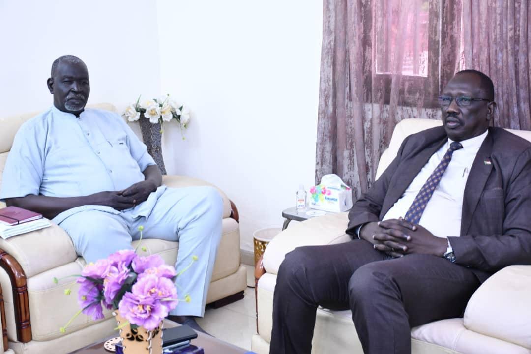 حاكم إقليم النيل الأزرق يطلع على الأوضاع الأمنيةوالخدمية بمحافظ التضامن حاكم إقليم النيل الأزرق يطلع على الأوضاع الأمنيةوالخدمية بمحافظ التضامن