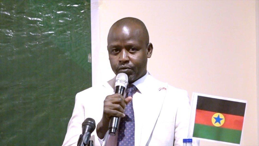 الهادي إدريس: البرهان ليس لديه صلاحية اقالتي الهادي إدريس: البرهان ليس لديه صلاحية اقالتي