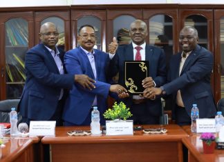 محمد طاهر يتسلم مهامه مديرا عاما لشركة الموارد المعدنية محمد طاهر يتسلم مهامه مديرا عاما لشركة الموارد المعدنية