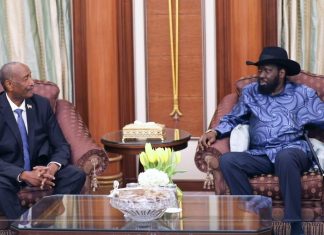 رئيس مجلس السيادة يلتقي رئيس جمهورية جنوب السودان سلفاكير ميارديت رئيس مجلس السيادة يلتقي رئيس جمهورية جنوب السودان سلفاكير ميارديت