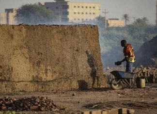 حرب السودان: جسر شمبات يسقط وتبادل الاتهامات حرب السودان: جسر شمبات يسقط وتبادل الاتهامات