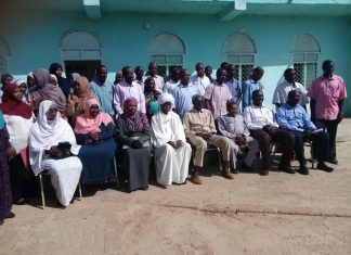 وزير الإنتاج بالنيل الأبيض يخاطب الدورة التدريبية لتعزيز انتاج القمح وزير الإنتاج بالنيل الأبيض يخاطب الدورة التدريبية لتعزيز انتاج القمح