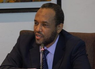 وزير الصحة الاتحادي يلتقي المدير الاقليمي لمنظمة اليونسيف وزير الصحة الاتحادي يلتقي المدير الاقليمي لمنظمة اليونسيف