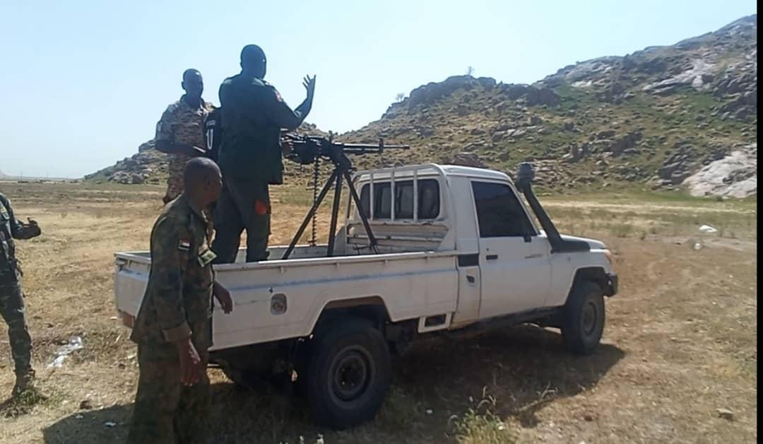 والي سنار يشهد ضرب النار للاسلحة المتقدمة لمستنفري محلية سنار والي سنار يشهد ضرب النار للاسلحة المتقدمة لمستنفري محلية سنار