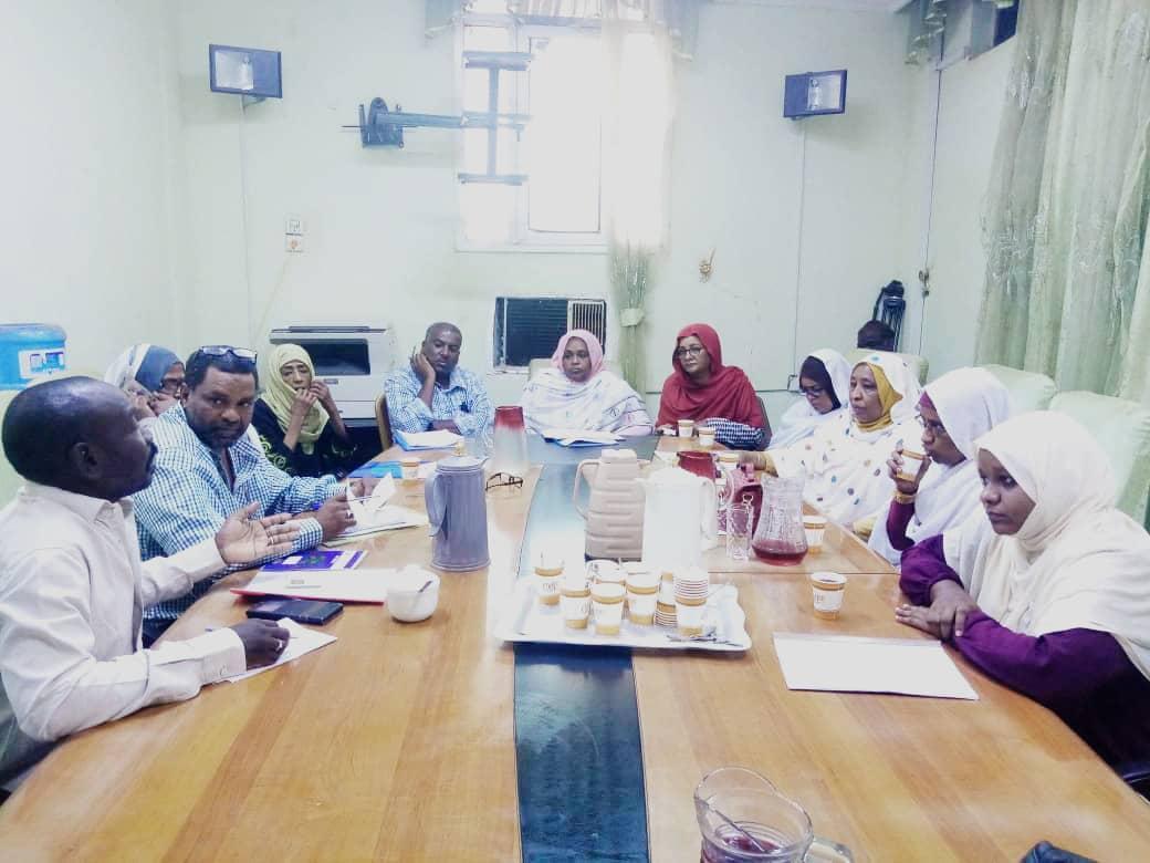 إجتماع مشترك بين المالية والرعاية الإجتماعية بالجزيرة إجتماع مشترك بين المالية والرعاية الإجتماعية بالجزيرة