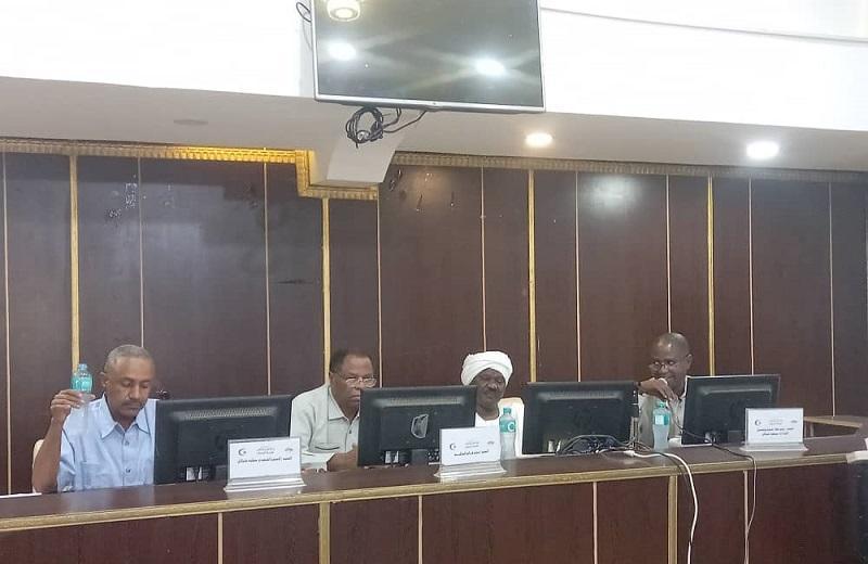 وزير المالية بشمال كردفان يؤكد أهمية جهاز الإيرادات بمحلية شيكان وزير المالية بشمال كردفان يؤكد أهمية جهاز الإيرادات بمحلية شيكان