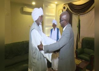 والي كسلا يبحث مع ترك ودقلل دعم مبادرة السلم المجتمعي والي كسلا يبحث مع ترك ودقلل دعم مبادرة السلم المجتمعي